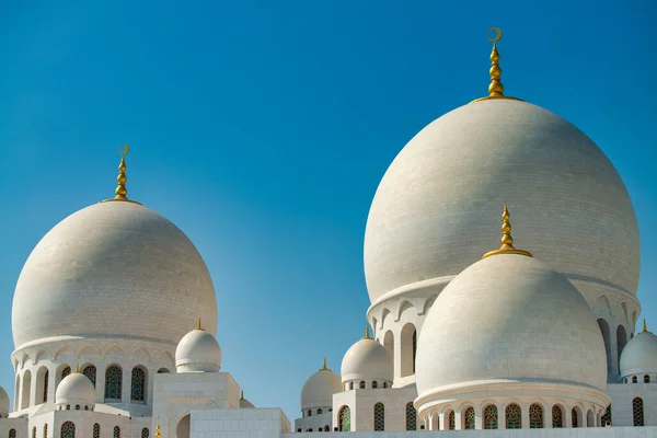 Sheikh Zayed Mosque Abu Dhabi Clear Sunny Day Detail Domes — стокове фото