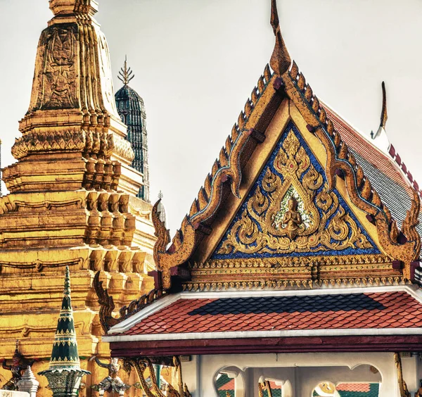 Bangkok Thailand Januari 2020 Toeristen Bezoeken Grand Palace Een Zonnige — Stockfoto