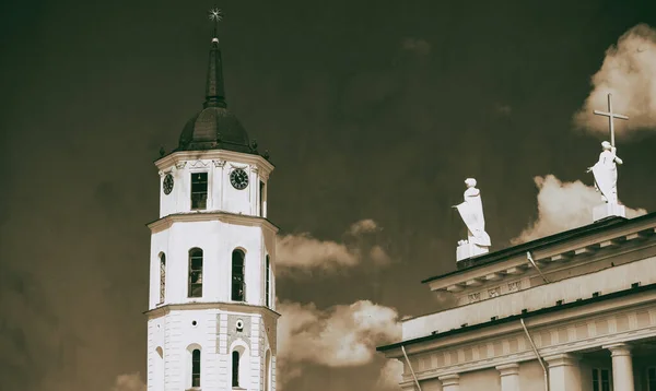 View Bell Tower Facade Cathedral Basilica Stanislaus Vladislav Cathedral Square — Stock Photo, Image