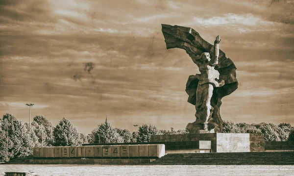 Památník Osvoboditelům Sovětského Lotyšska Rigy Německých Fašistických Nájezdníků — Stock fotografie
