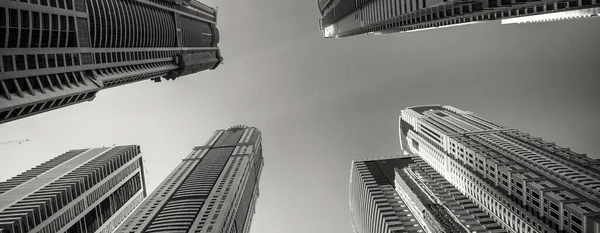 Upward View Dubai Marina Skyscrapers Beautiful Day — Stockfoto