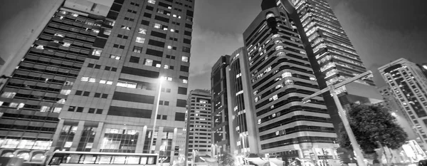 Abu Dhabi Uae December 2016 Beautiful City Street Buildings Night — ストック写真