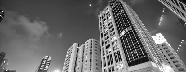 Abu Dhabi Uae December 2016 Beautiful City Street Buildings Night — ストック写真