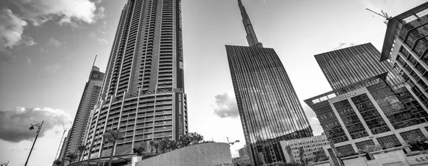 Dubai Verenigde Arabische Emiraten December 2016 Moderne Wolkenkrabbers Van Downtown — Stockfoto