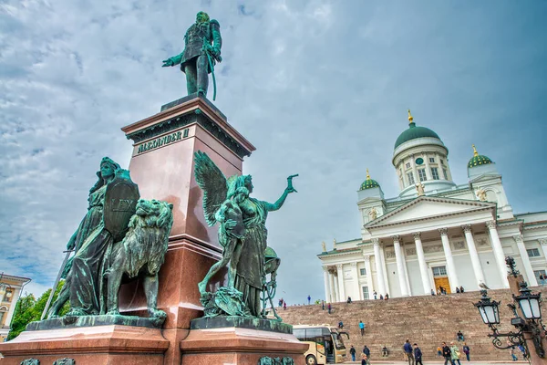 Helsinki Finnland Juli 2017 Touristen Besuchen Einem Bewölkten Tag Die — Stockfoto