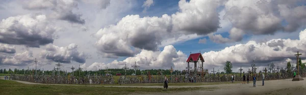 Kilátás Keresztes Hegyre Naplementekor Siauliai Litvánia — Stock Fotó