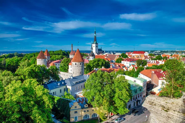 Tallin Casco Antiguo Con Paredes Edificios Vista Desde Toompea Estonia — Foto de Stock