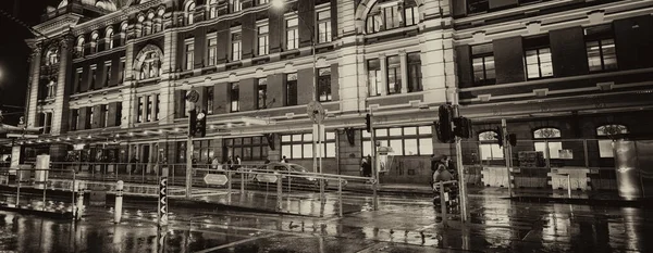 Melbourne Österrike September 2018 Utsikt Över Flinders Street Station Regnig — Stockfoto