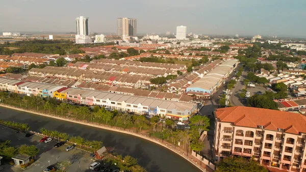Malacca Malajsie Letecký Pohled Městské Domy Řeku Panorama Dronu Jasného — Stock fotografie