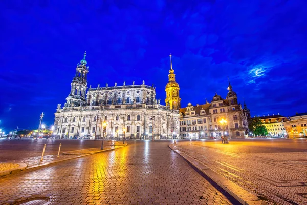 Dresden Germany July 2016 Tourists Enjoy Night Life Central City — Stock Photo, Image