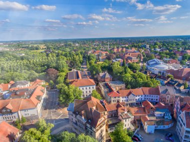 Açık güneşli bir günde Celle Ortaçağ ufuk çizgisinin panoramik hava görüntüsü, Aşağı Saksonya - Almanya