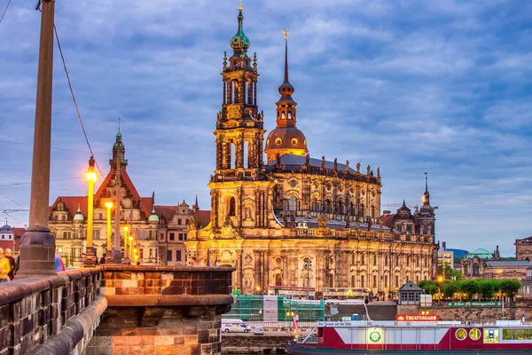 Dresden Tyskland Juli 2016 Romersk Katolska Kyrkan Dresden Natten — Stockfoto