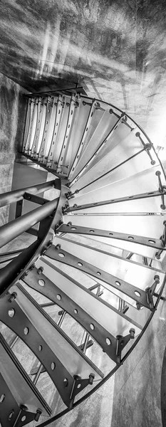 Geometric View Modern Staircase Looking Upwards — Stock Photo, Image