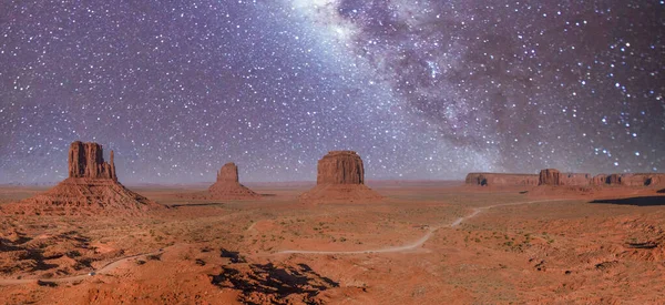 Noite Estrelada Incrível Sobre Monument Valley Eua Vista Panorâmica Aérea — Fotografia de Stock