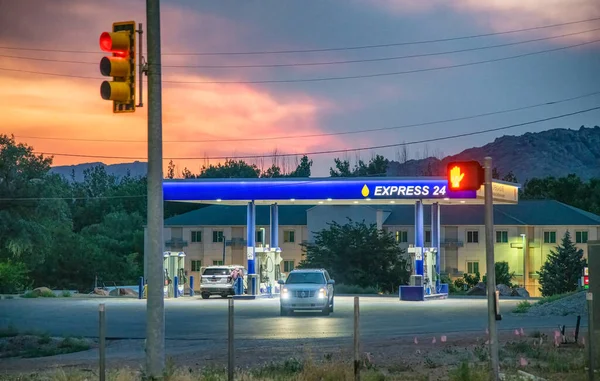 Moab Juni 2018 Express Tankstationbord Bij Zonsondergang — Stockfoto