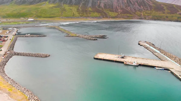 Vakkert Flybilde Olafsfjordur Landskap Sommersesongen Island – stockfoto