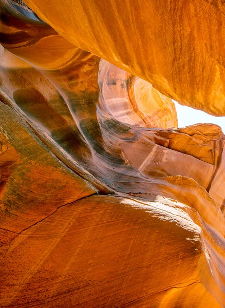 Antelope Canyon Arizona Estados Unidos Vista Exterior Rocas Bajo Cielo —  Fotos de Stock