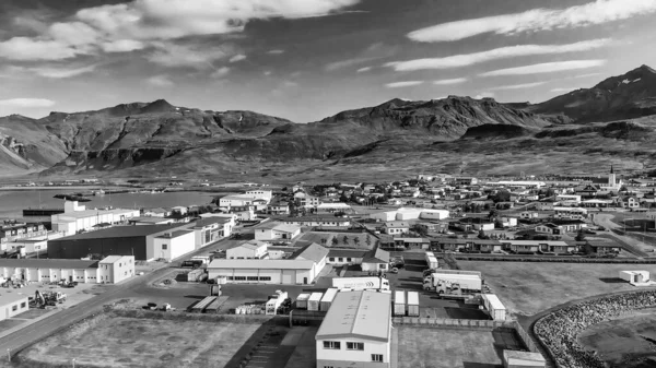 Vista Aérea Del Hermoso Fiordo Grundar Temporada Verano Islandia —  Fotos de Stock