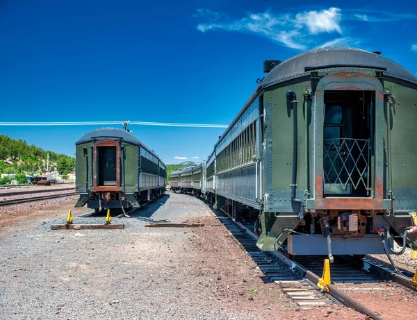 Velhos Trens Abandonados Uma Estação Trem Local — Fotografia de Stock