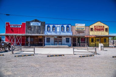 SELIGMAN, AZ - 29 Haziran 2018 Seligman tarihi Route 66 'daki Tarihi Seligman deposu. Seligmans deposu 66. Otoyol 'daki en iyi orjinal batı cephesidir.