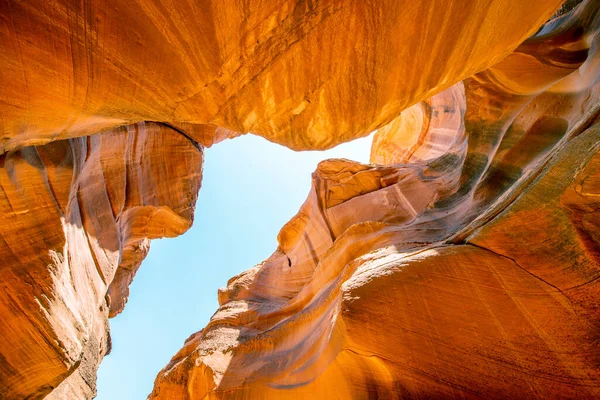 Antelope Canyon Arizona Verenigde Staten Buitenaanzicht Van Rotsen Onder Een — Stockfoto