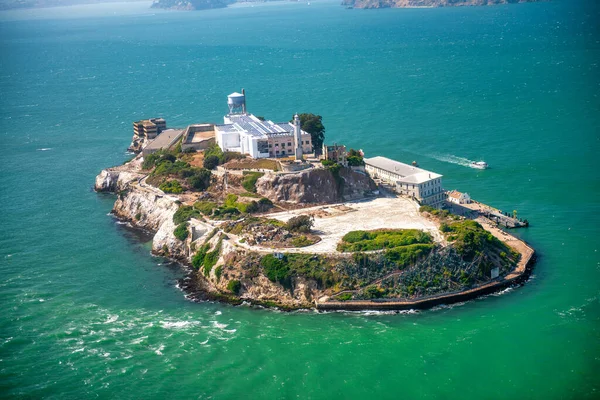 Alcatraz Island Prison Aerial View Helicopter Clear Sunny Day — Stock Photo, Image