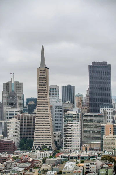 San Francisco California Ağustos 2017 Ünlü Transamerica Binası Ile Şehir — Stok fotoğraf