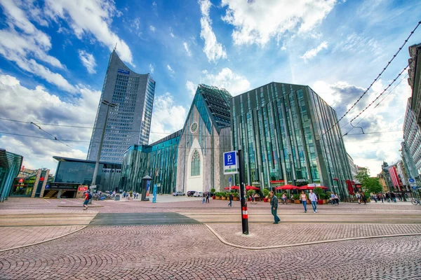 Leipzig Tyskland Juli 2016 Moderna Och Antika Byggnader Augustusplatz — Stockfoto