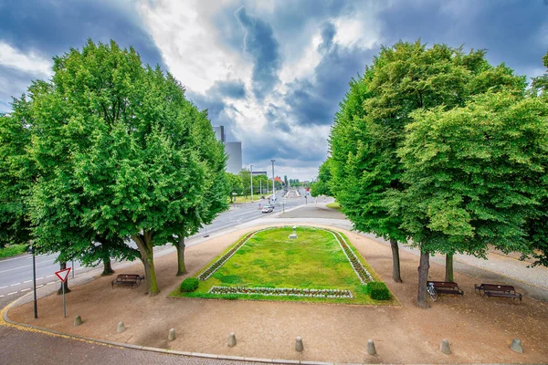 Tuinen Rond Oude Russische Herdenkingskerk Van Leipzig Duitsland — Stockfoto