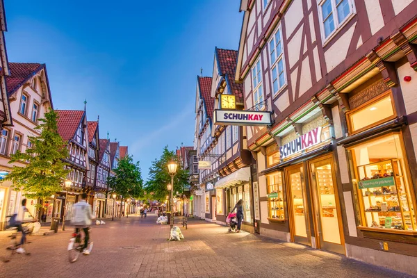 2016年7月18日ドイツ 日没時の美しい中世都市の通り — ストック写真