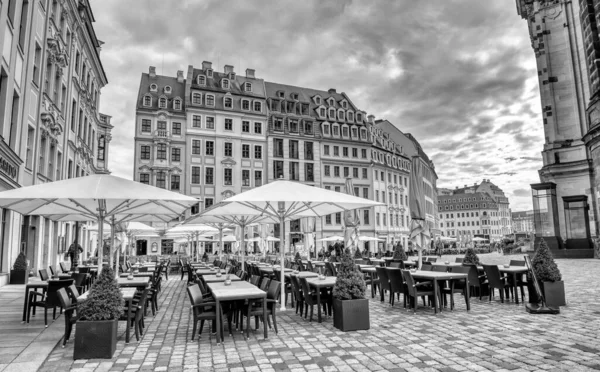 Δρέσδη Γερμανία Ιουλίου 2016 Εστιατόριο Και Κτίρια Στους Μεσαιωνικούς Δρόμους — Φωτογραφία Αρχείου