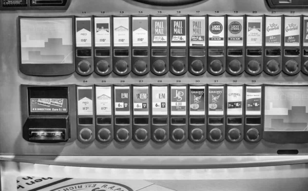 Leipzig Germany July 2016 Cigarette Vendor Machine Dispenser Manycolors Companies — Stock Photo, Image