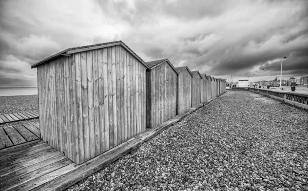 Krásné Dřevěné Kabiny Břehu Dieppe Normandie — Stock fotografie