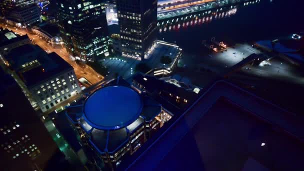 Flygfoto över Kanada Plats och stadshamn i Vancouver på natten — Stockvideo