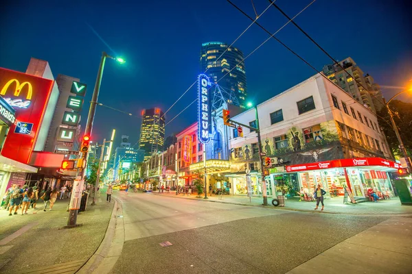 Vancouver Kanada Augusti 2017 Downtown Vancouver Gator Och Byggnader Natten — Stockfoto
