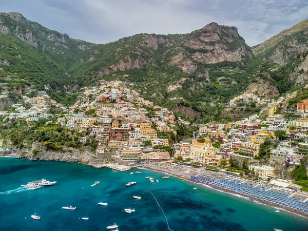 Hermosa Vista Aérea Positano Largo Costa Amalfi Temporada Verano Mirador —  Fotos de Stock