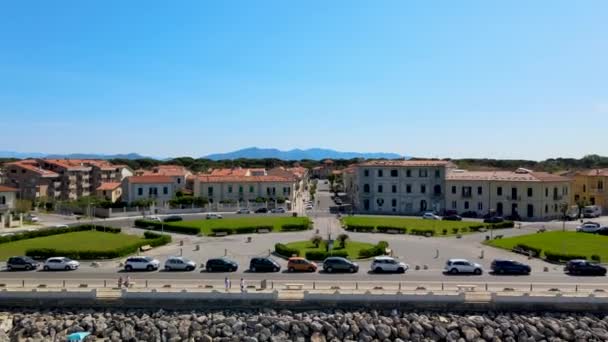 Καταπληκτική εναέρια θέα της ακτής Marina di Pisa, Τοσκάνη — Αρχείο Βίντεο