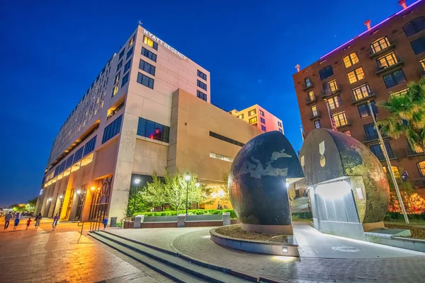 Savannah Georgia Abril 2018 Vista Nocturna Los Edificios Ciudad Largo —  Fotos de Stock