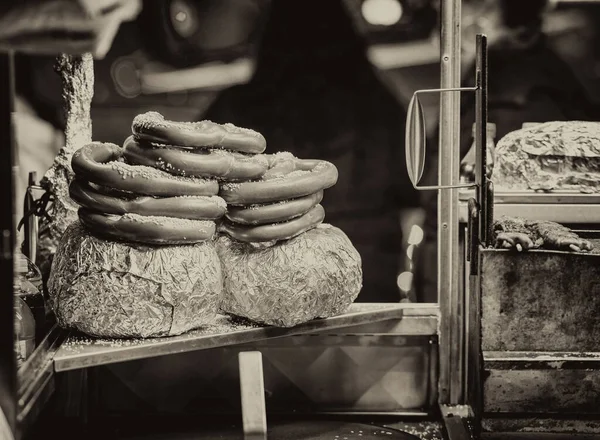 Pretzels Uma Loja Rua Noite Nova York — Fotografia de Stock