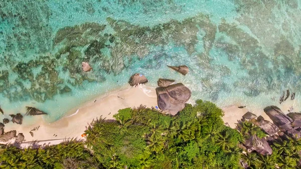 Digue Seychelle Adaları Ndaki Anse Kaynak Argent Sahili Nin Yukarıdan — Stok fotoğraf