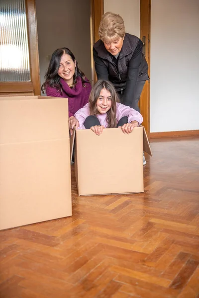 Moving New Home Concept Young Girl Cardboard Box Smiling Happy — Stockfoto
