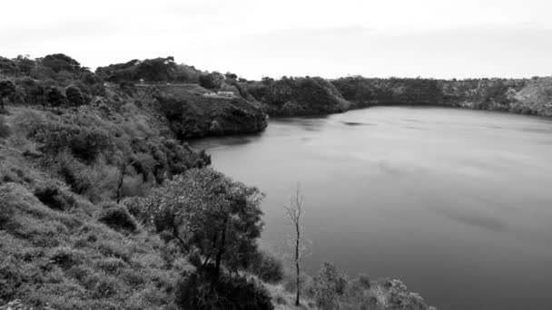 The Blue Lake in Mt Gambier, South Australia. Black and white view — Stock Video