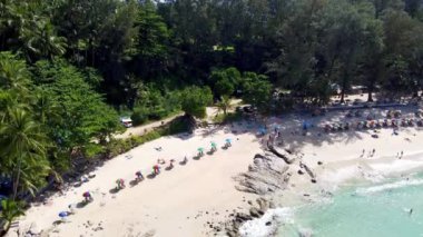 Surin Sahili, Phuket. Uçan İHA 'dan hava görüntüsü