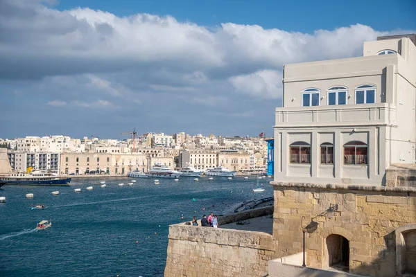 Valletta Malta Kwietnia 2022 Port Trzech Miastach Łodziami Zachodzie Słońca — Zdjęcie stockowe