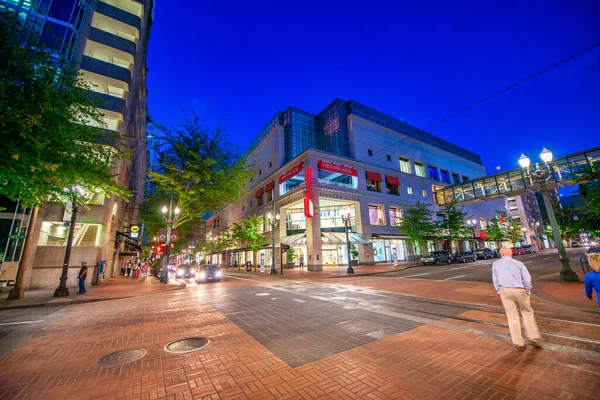 Portland Agosto 2017 Las Calles Ciudad Noche Verano Con Los —  Fotos de Stock