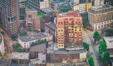 Vancouver, Kanada - 10 Ağustos 2017: Vancouver şehir merkezinin gece gökyüzü manzarası