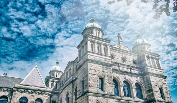 Britanya Kolombiya Parlamento Binası Güzel güneşli bir günde, Victoria - BC, Kanada