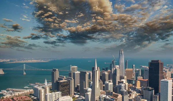 San Francisco Şehir Merkezinin Günbatımındaki Hava Manzarası Kaliforniya Abd — Stok fotoğraf