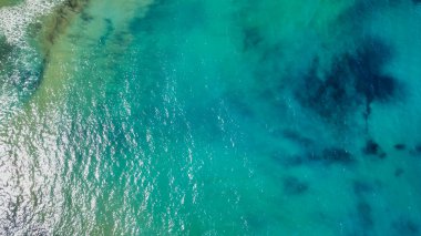 İHA 'dan Cennet Körfezi' nin havadan görüntüsü, Malta.