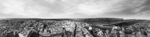 Vista Aérea Del Paisaje Urbano Mellieha Desde Dron Blanco Negro — Foto de Stock